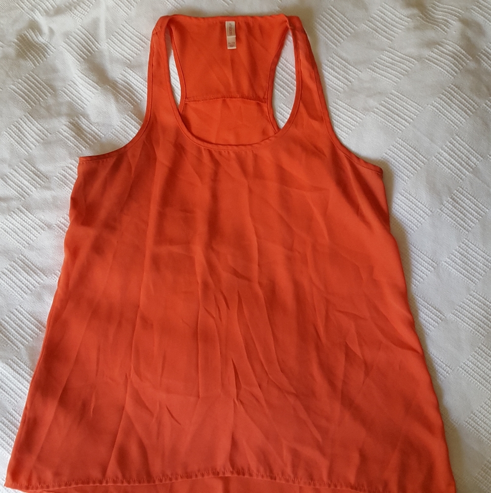 Coral razor back blouse